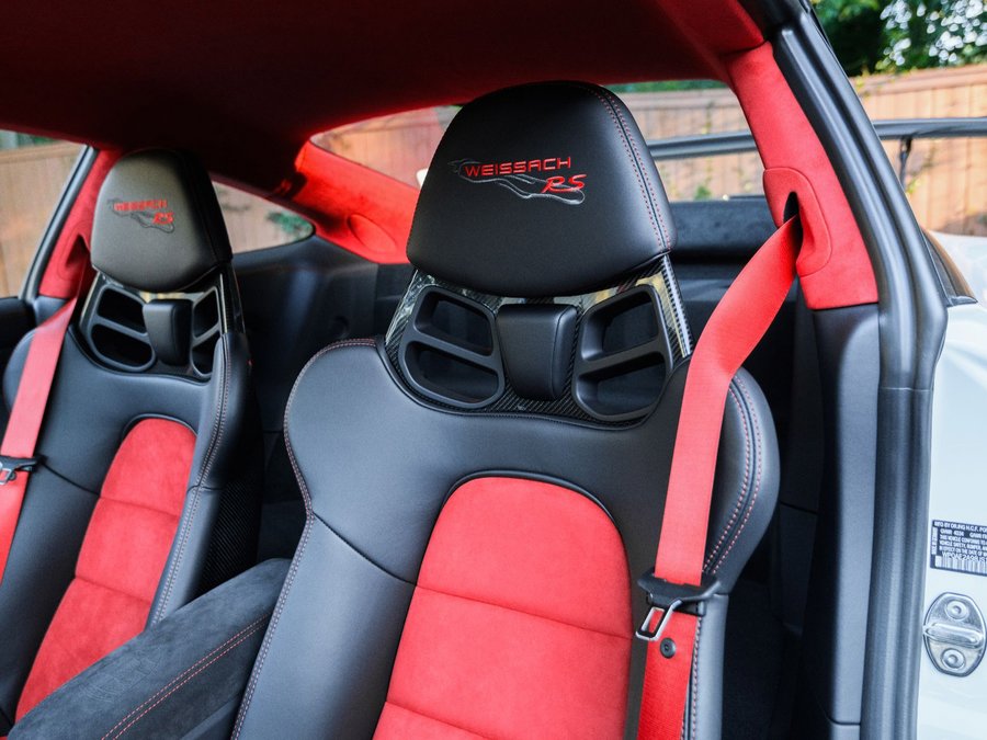 Used 2018 Porsche 911 GT2 RS image 20
