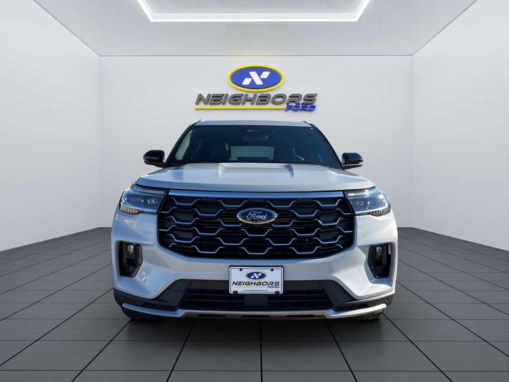 New 2026 Ford Explorer Platinum w/ LUX Leather Package AWD/4WD image 2