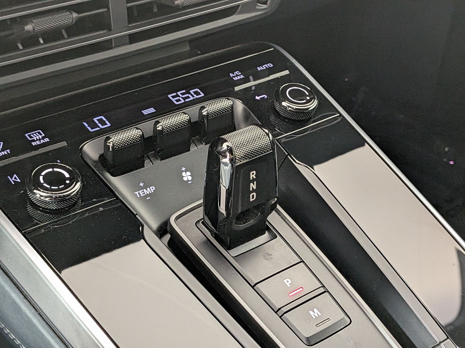Certified 2024 Porsche 911 Turbo AWD/4WD image 21
