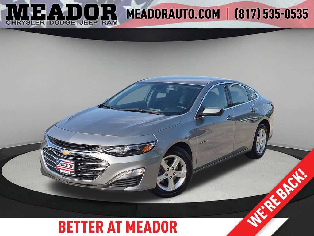 Used 2024 Chevrolet Malibu LT FWD image 1