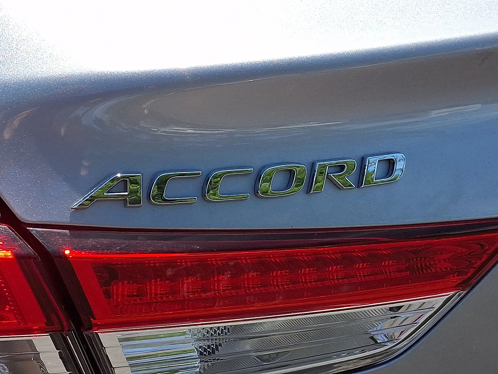 Used 2021 Honda Accord EX-L image 34