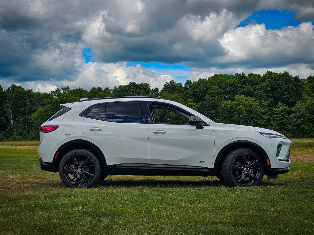 New 2026 Buick Envision Sport Touring AWD/4WD image 2