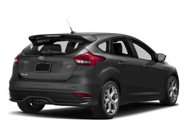 Used 2017 Ford Focus ST FWD image 2