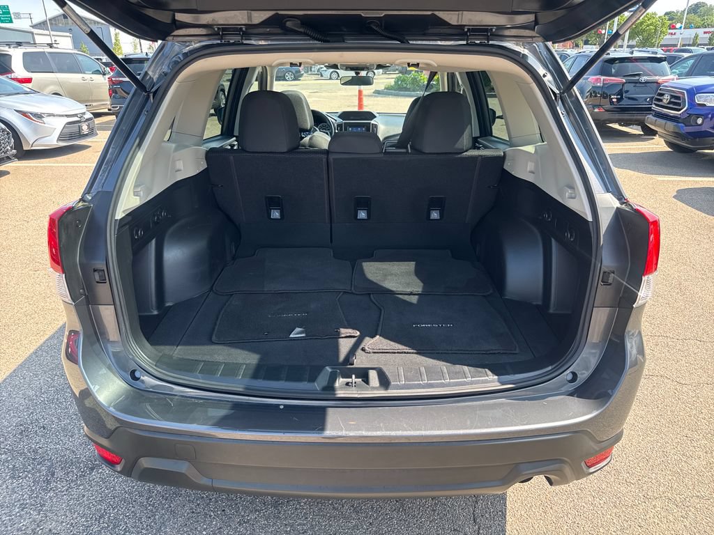 Used 2023 Subaru Forester Premium AWD/4WD image 7