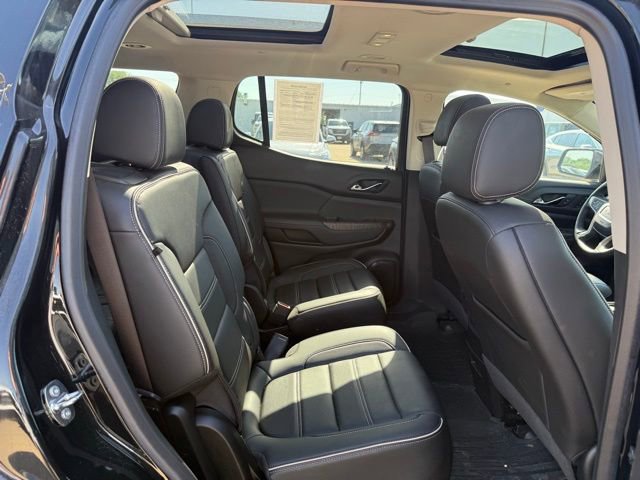 Used 2023 GMC Acadia Denali w/ Denali Ultimate Package AWD/4WD image 21