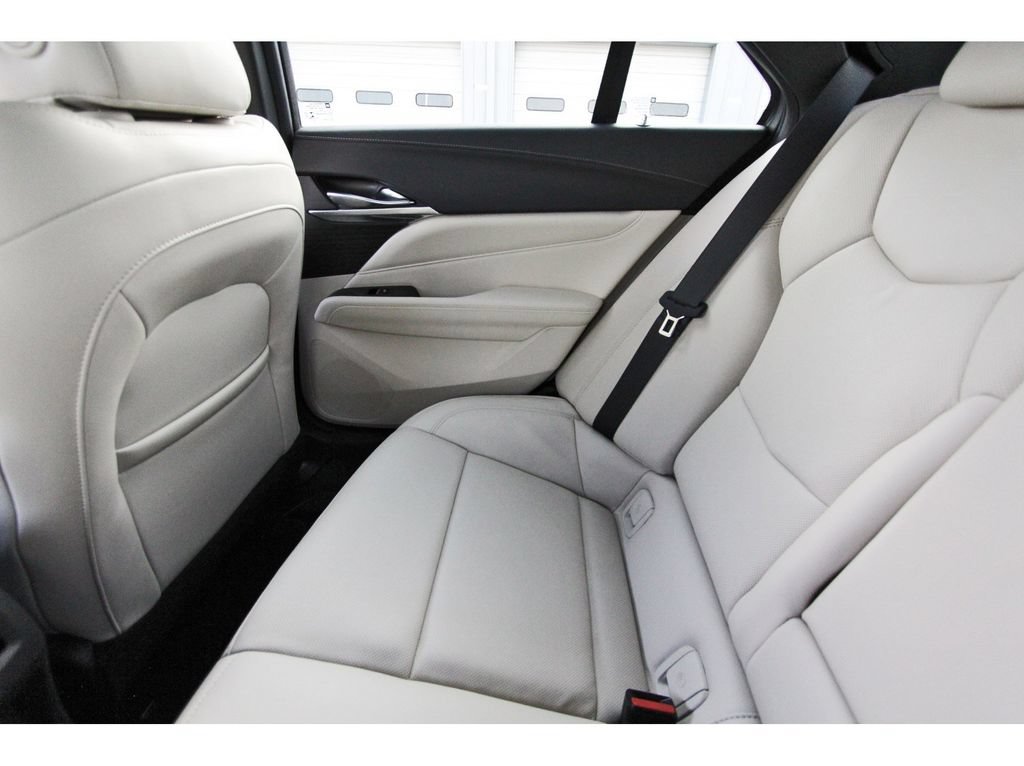 Used 2021 Cadillac CT4 Premium Luxury RWD image 13