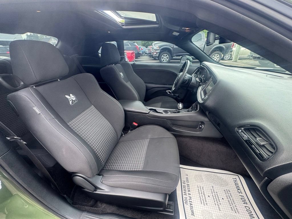 Used 2019 Dodge Challenger R/T Scat Pack w/ Shaker Package RWD image 27