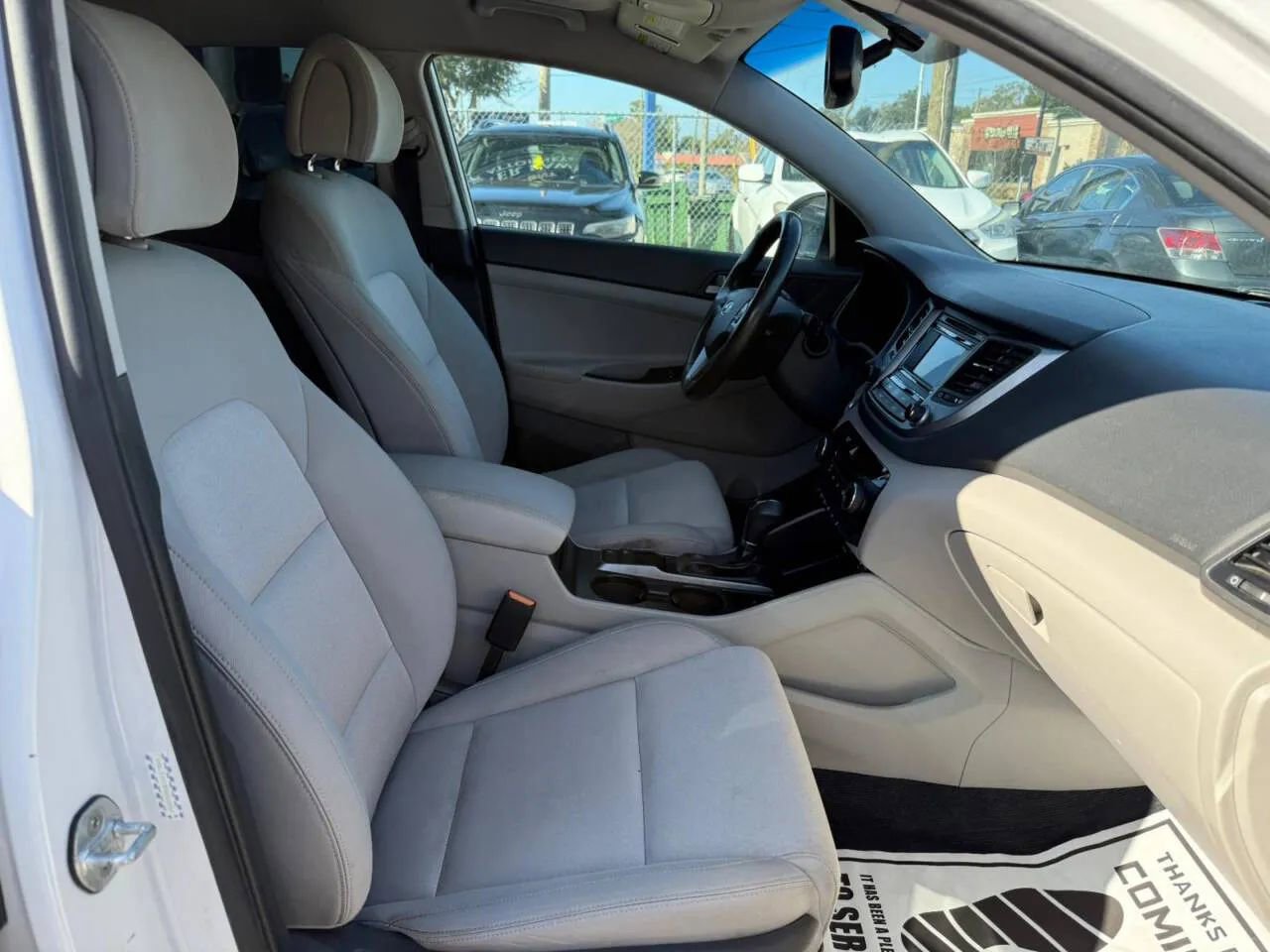 Used 2017 Hyundai Tucson Sport image 15