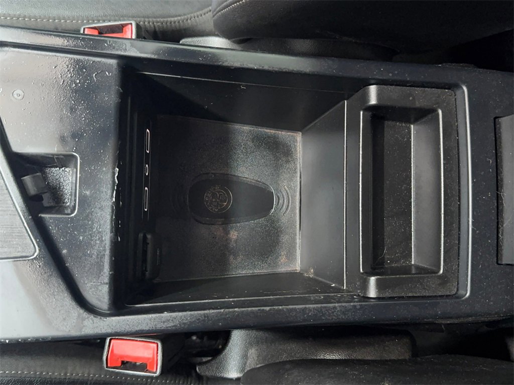 Used 2019 Alfa Romeo Giulia image 30