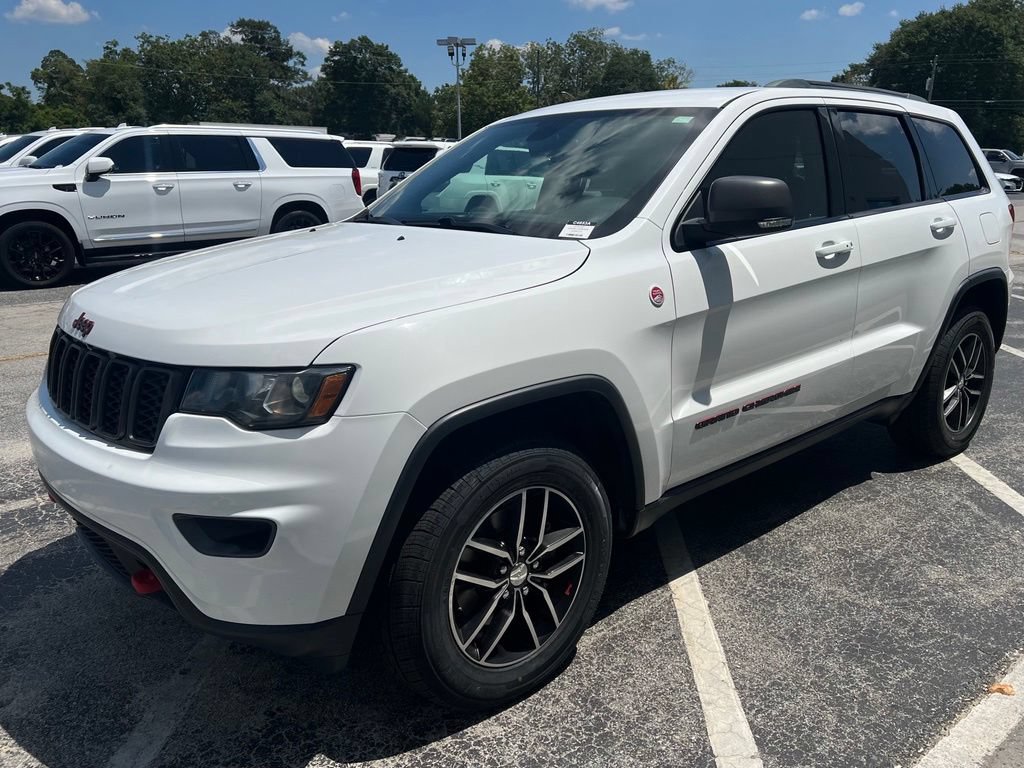 Used 2018 Jeep Grand Cherokee Trailhawk AWD/4WD image 30