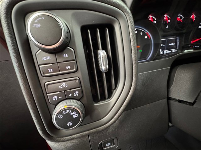 Used 2020 Chevrolet Silverado 1500 Custom Trail Boss w/ Custom Convenience Package image 21