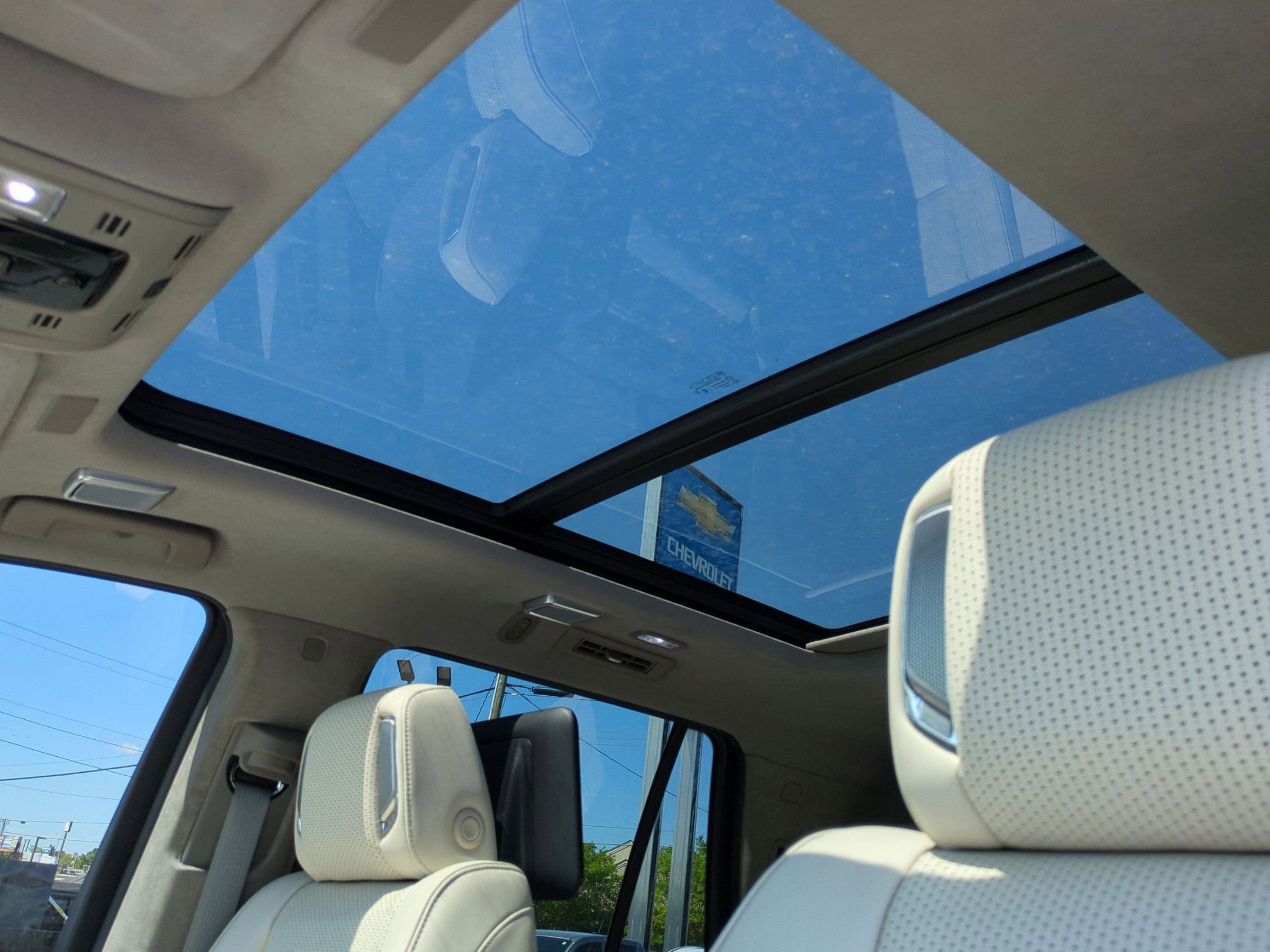 New 2026 Cadillac Escalade Platinum Sport w/ LPO, ONYX Package AWD/4WD image 25