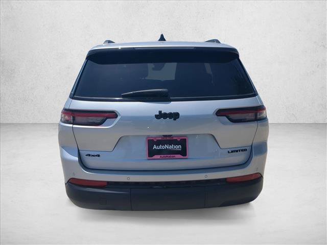 New 2025 Jeep Grand Cherokee L Limited w/ Black Appearance Package AWD/4WD image 8
