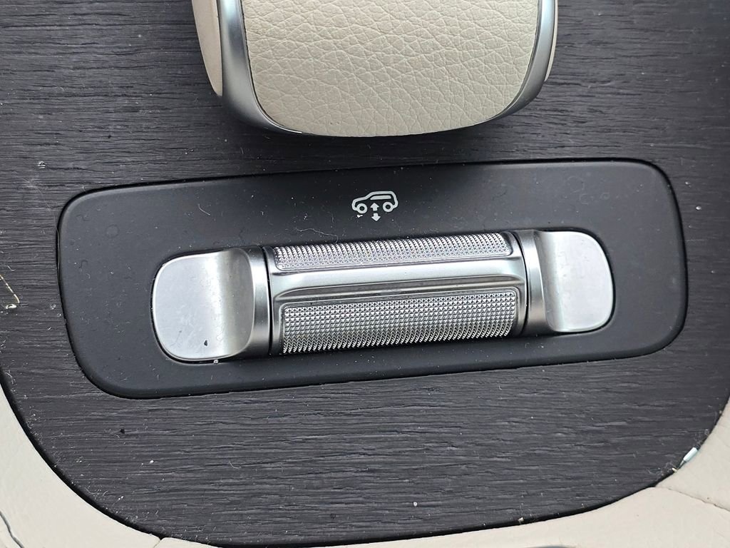 Certified 2022 Mercedes-Benz GLS 450 4MATIC image 35