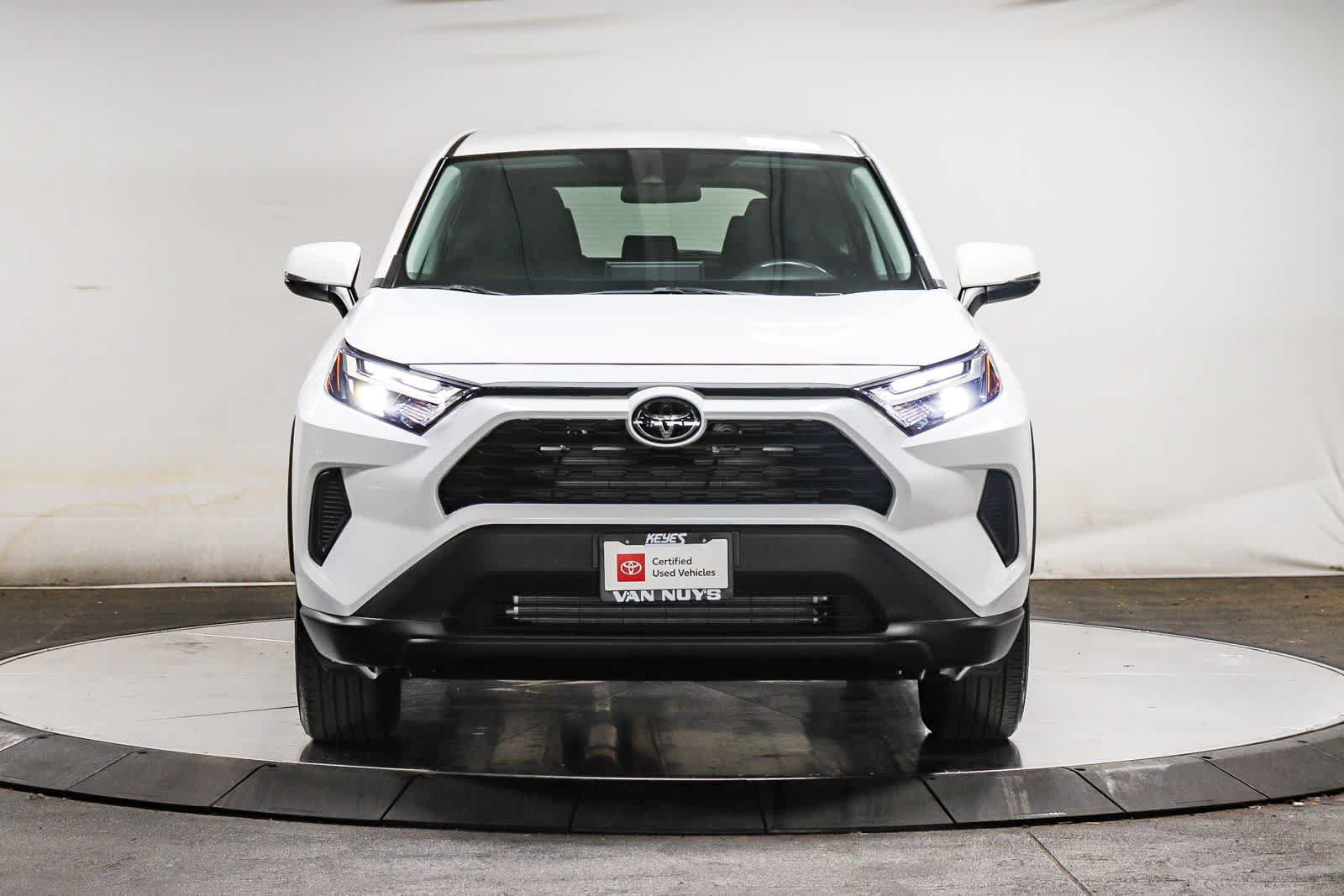 Certified 2025 Toyota RAV4 LE FWD image 7
