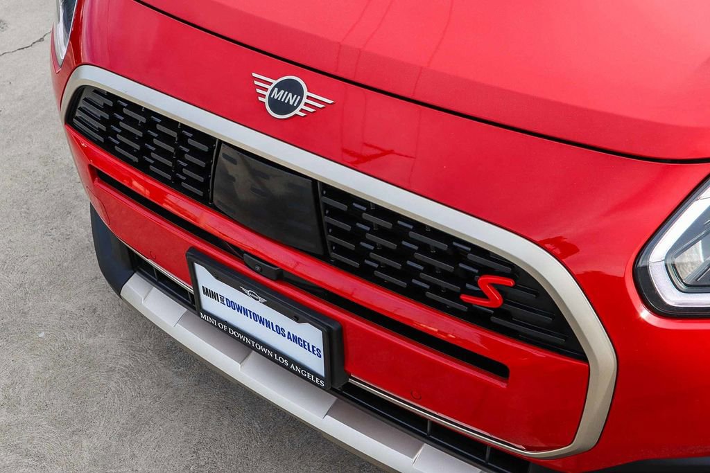 Used 2025 MINI Cooper Countryman S w/ Comfort Package Max image 9