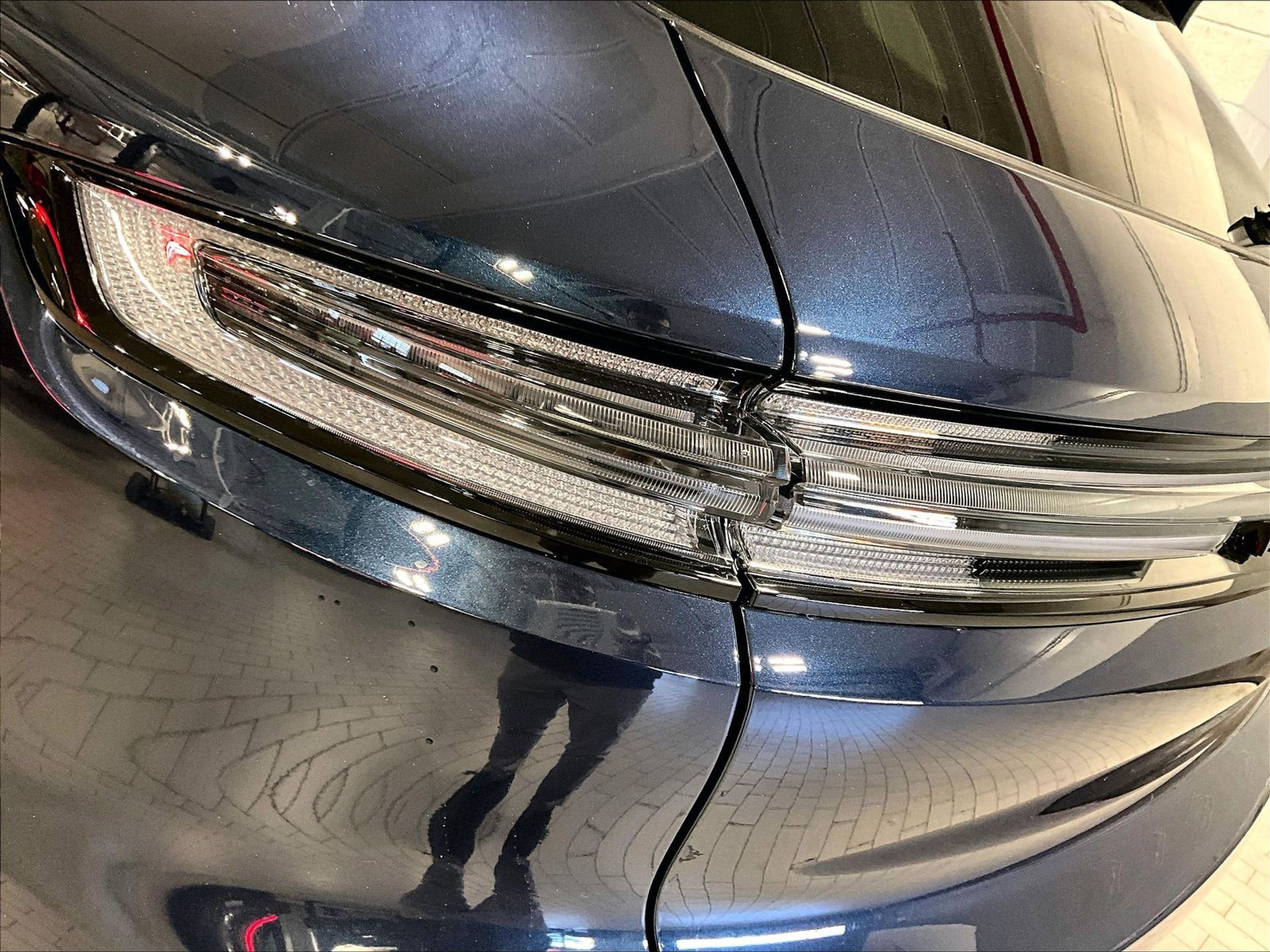 New 2026 Porsche Cayenne GTS image 25