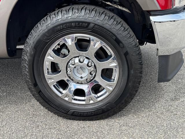 Used 2020 Ford F250 Lariat w/ Lariat Ultimate Package AWD/4WD image 2