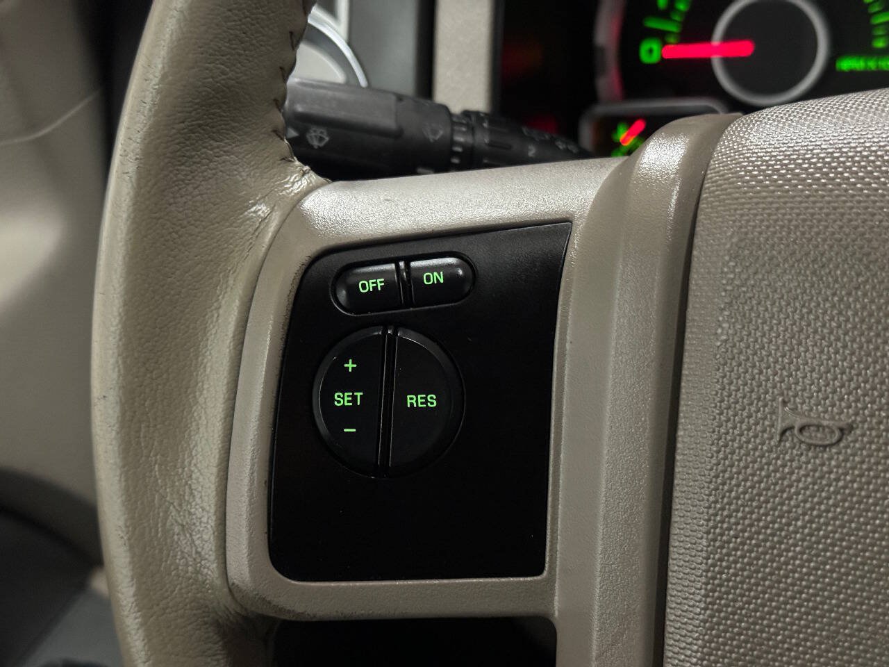 Used 2014 Ford Expedition XL RWD image 91