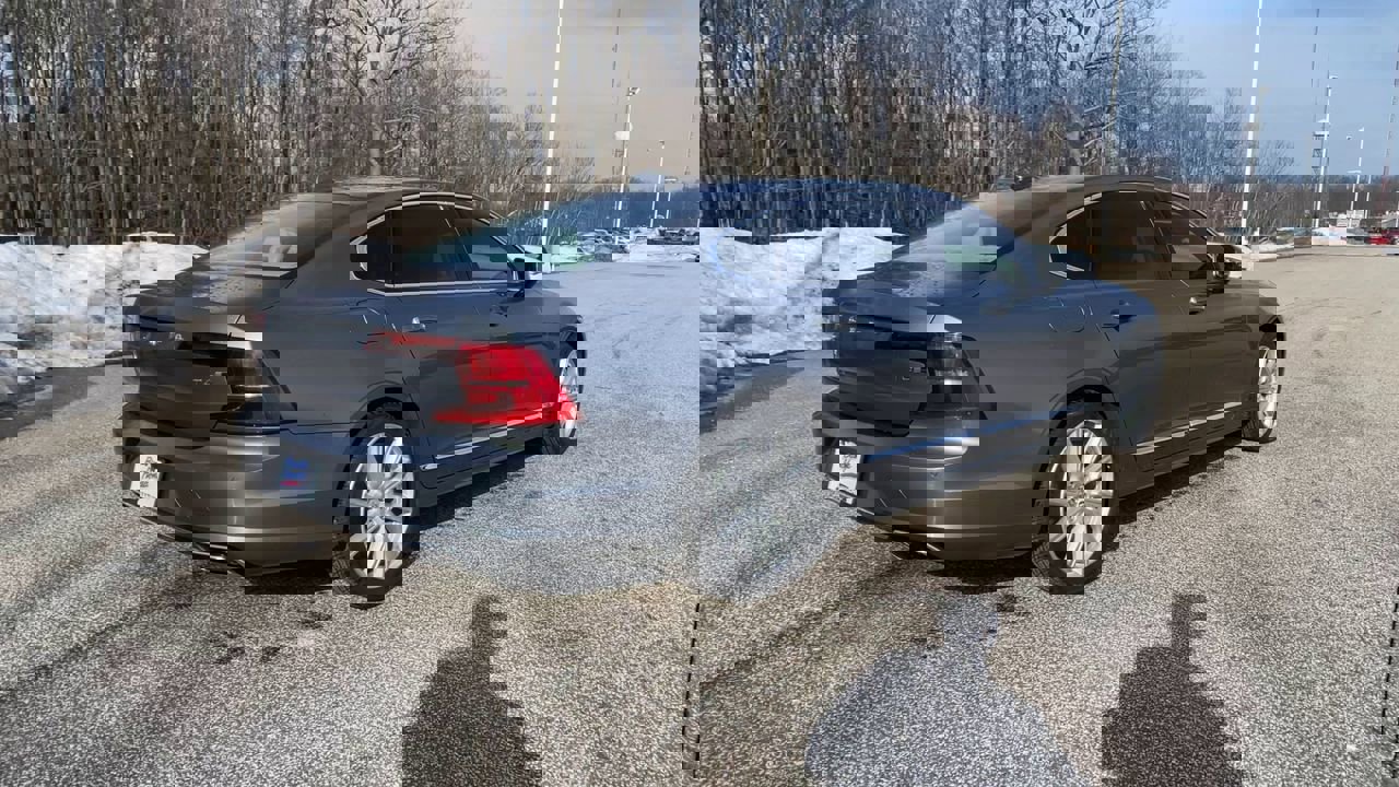 Used 2020 Volvo S90 T6 Inscription image 9