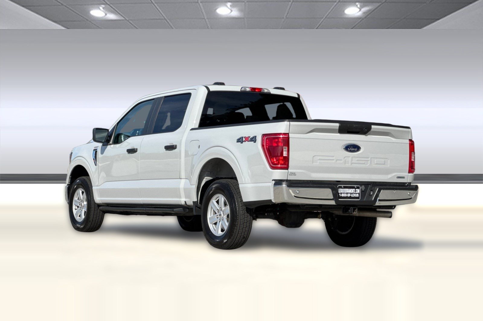Used 2023 Ford F150 XLT w/ Trailer Tow Package AWD/4WD image 3