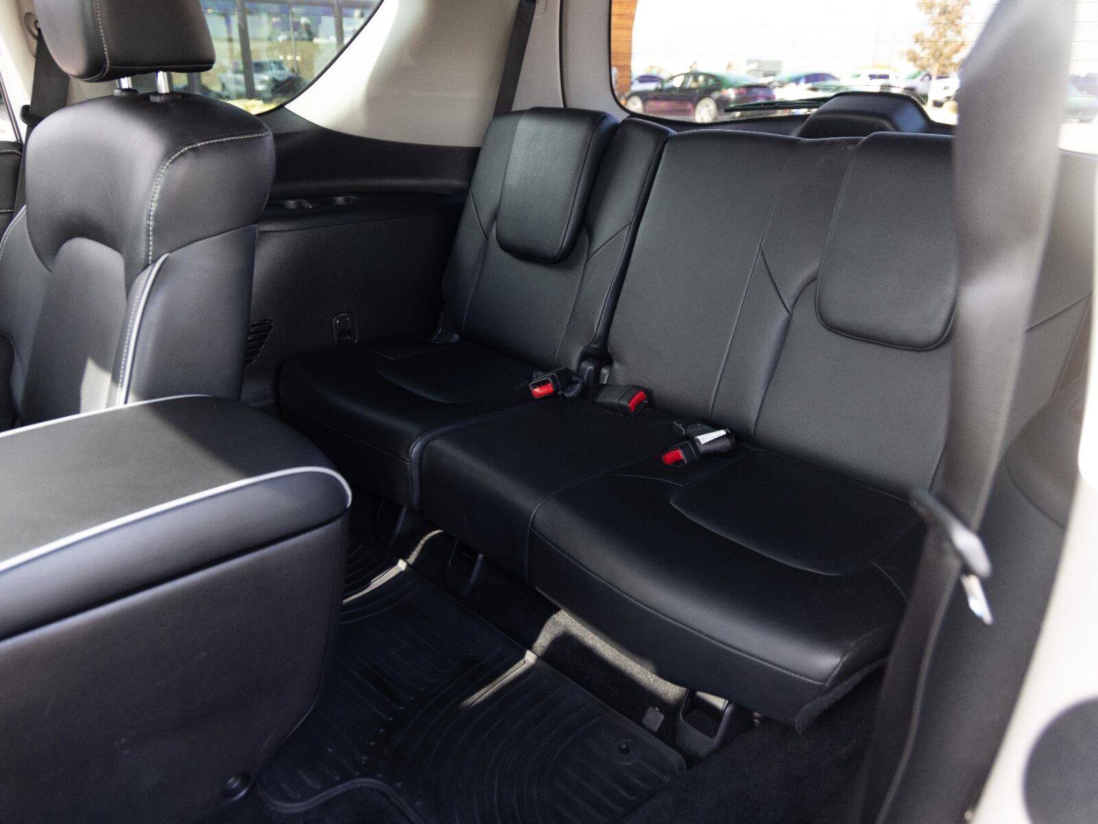 Used 2023 INFINITI QX80 Premium Select w/ Cargo Package AWD/4WD image 18