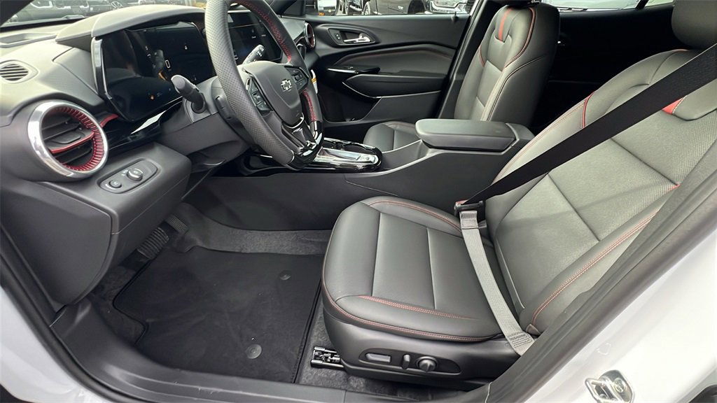 New 2026 Chevrolet Trax RS w/ Driver Confidence Package image 13