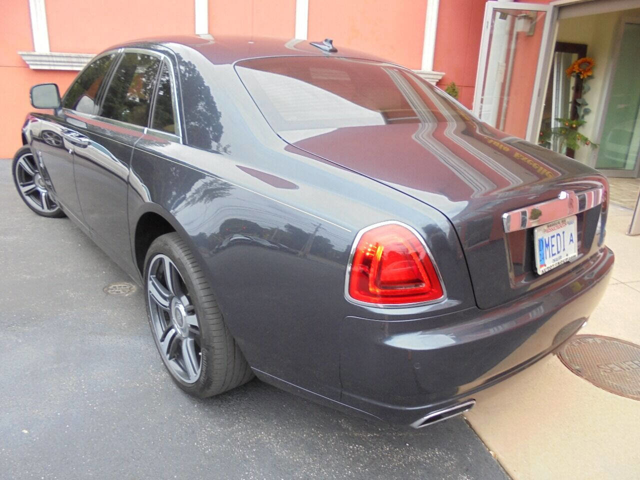 Used 2011 Rolls-Royce Ghost image 31