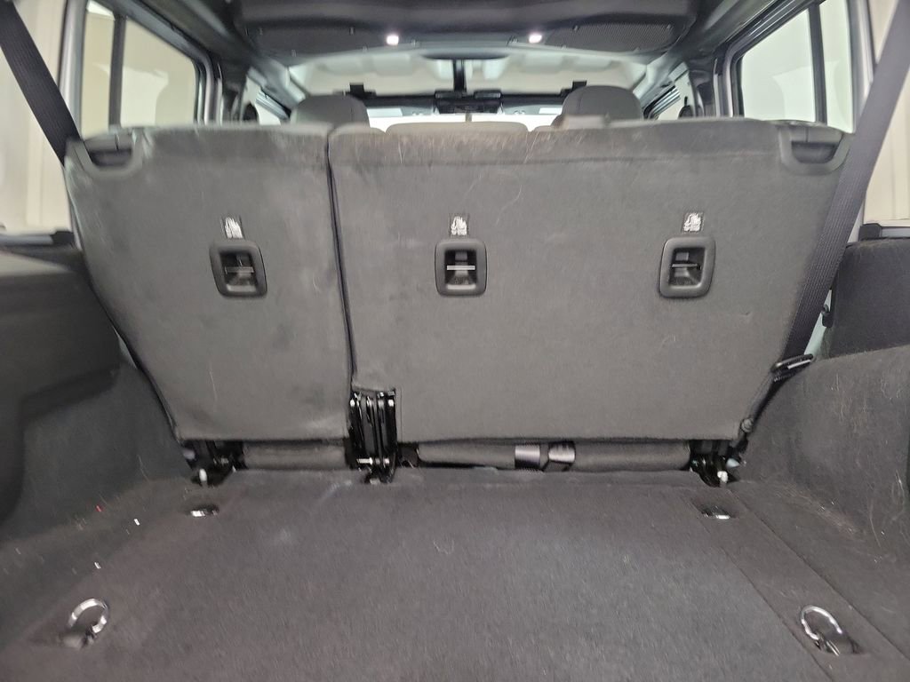 Used 2024 Jeep Wrangler Sport AWD/4WD image 23