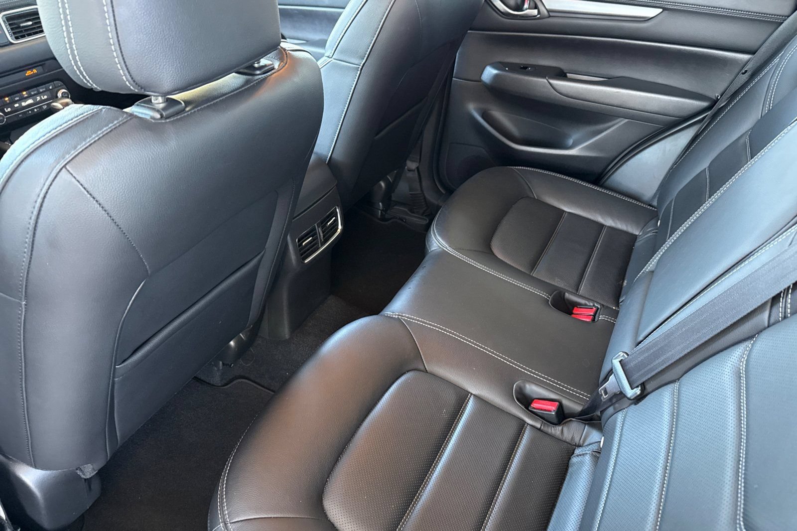 Used 2025 MAZDA CX-5 AWD 2.5 S w/ Preferred Package image 6