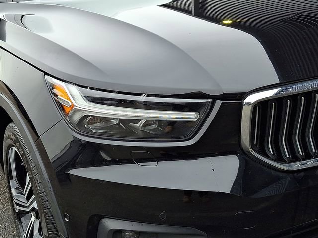 Used 2019 Volvo XC40 T5 Inscription image 11