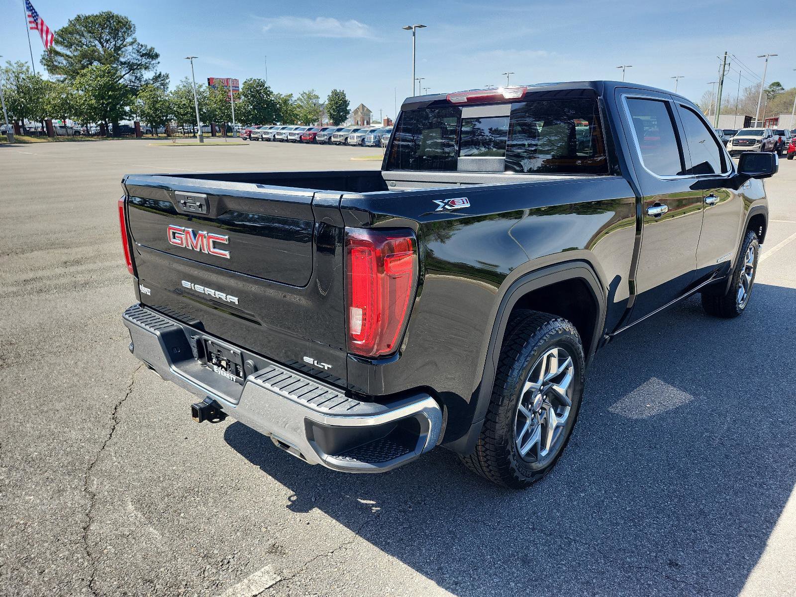 Certified 2024 GMC Sierra 1500 SLT w/ SLT Premium Package image 3