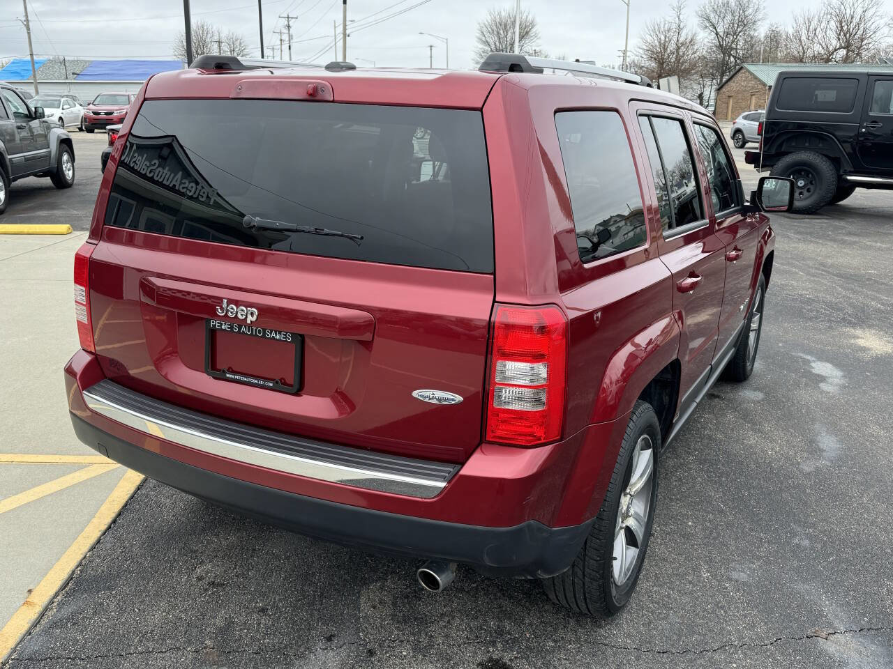 Used 2016 Jeep Patriot High Altitude image 11