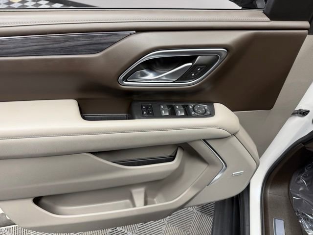 Used 2021 GMC Yukon SLT w/ SLT Premium Package image 15