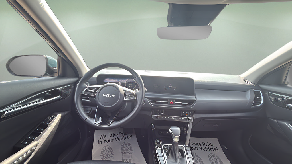 Used 2024 Kia Seltos EX AWD/4WD image 12