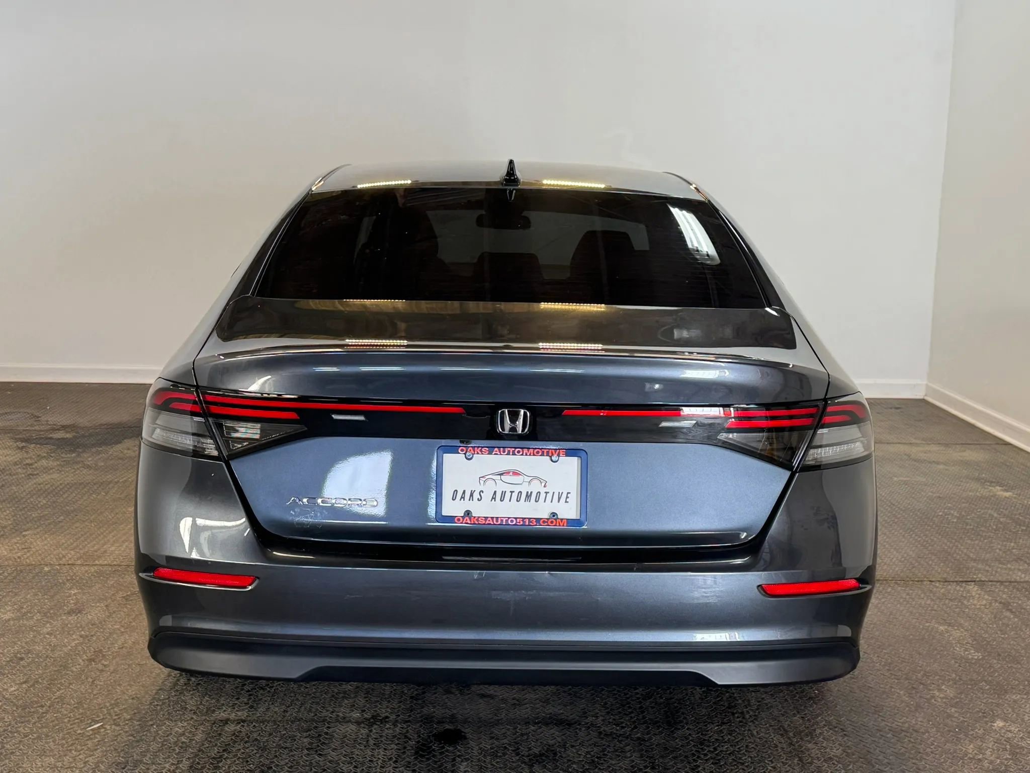 Used 2025 Honda Accord SE image 5