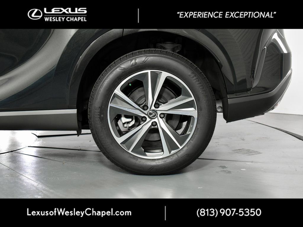 Used 2025 Lexus RX 350 Premium image 11