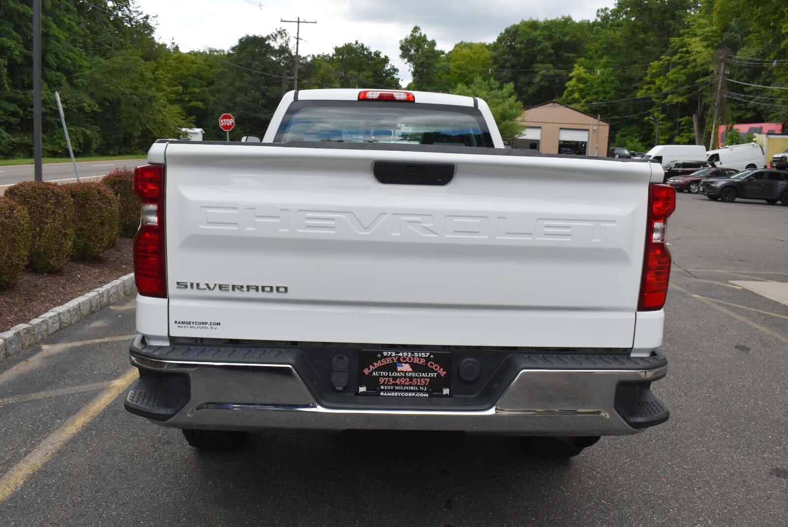 Used 2018 Chevrolet Silverado 3500 W/T RWD image 5