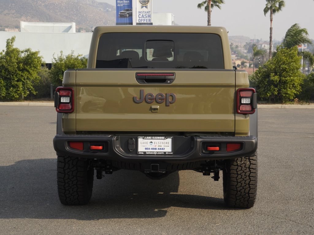 New 2026 Jeep Gladiator Rubicon w/ Steel Power Dome Hood Package AWD/4WD image 5