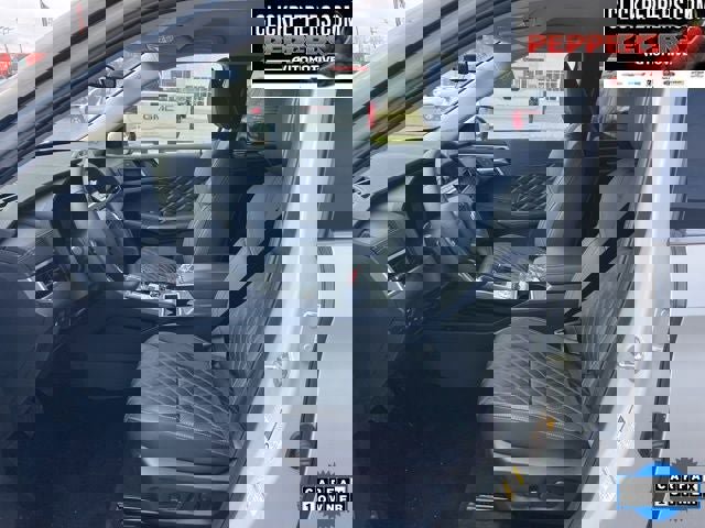 Used 2024 Mitsubishi Outlander SEL Black Edition image 11