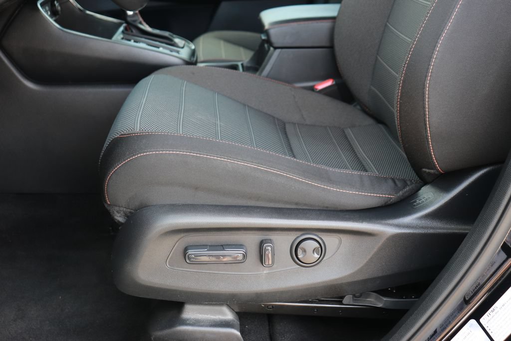 Used 2023 Honda CR-V Sport image 11