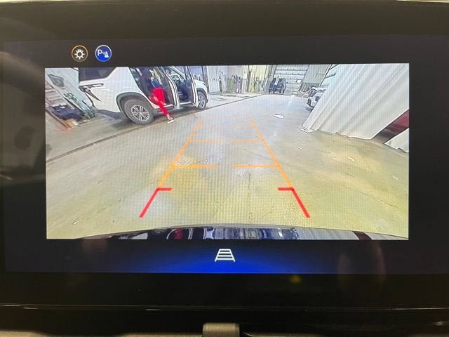 New 2026 Chevrolet Equinox RS w/ Convenience Package III AWD/4WD image 23