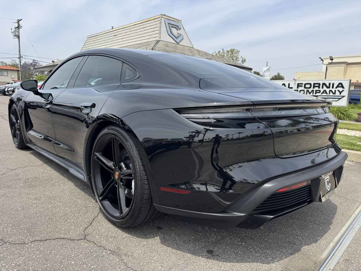 Used 2023 Porsche Taycan GTS AWD/4WD image 4