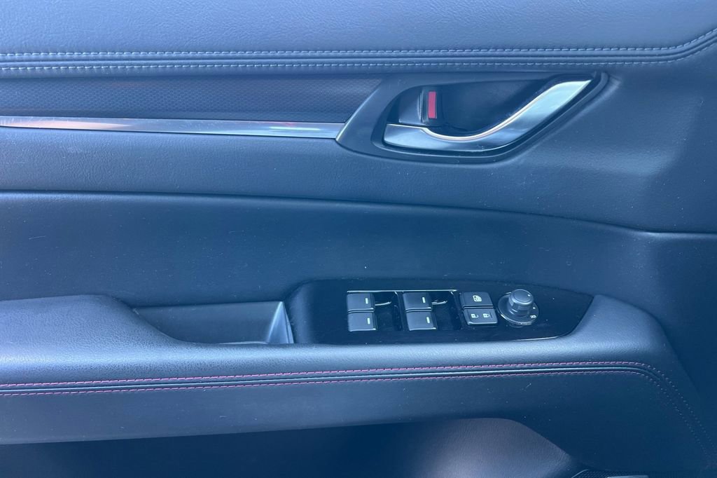 Certified 2023 MAZDA CX-5 Carbon Edition image 13