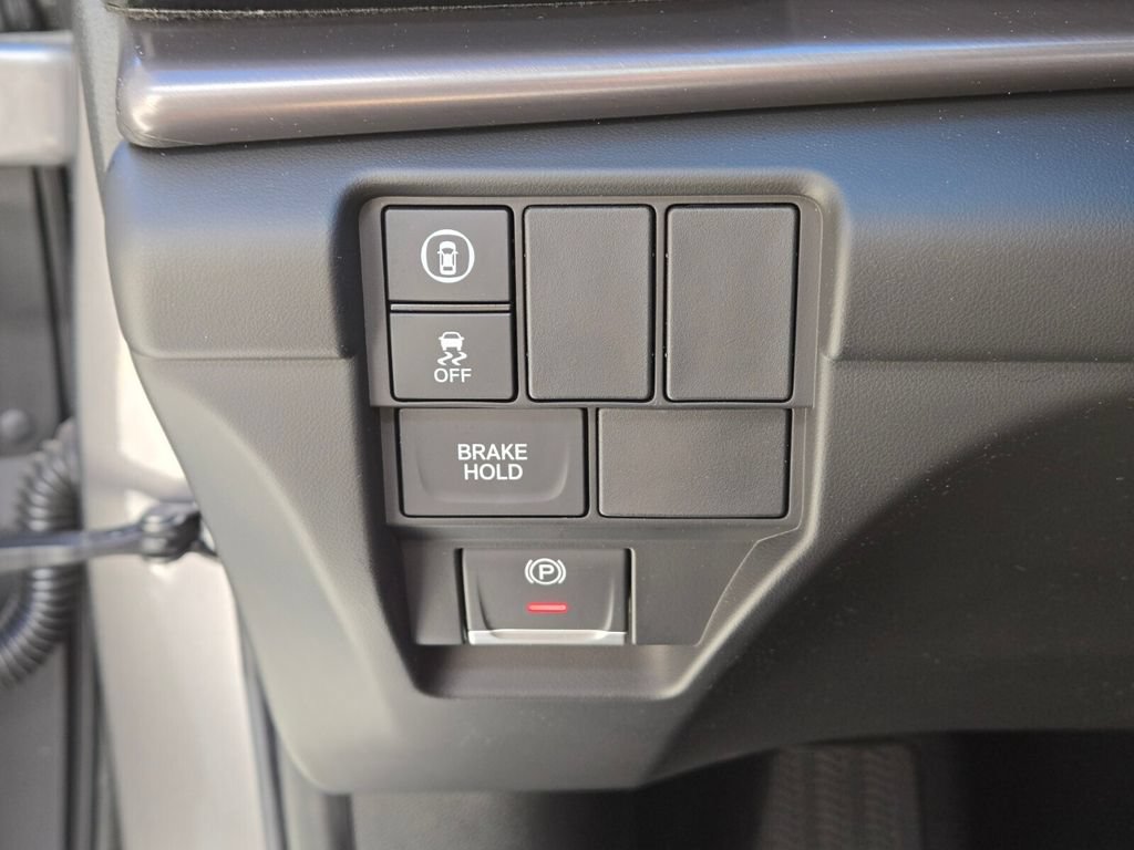 Used 2025 Acura RDX SH-AWD image 30