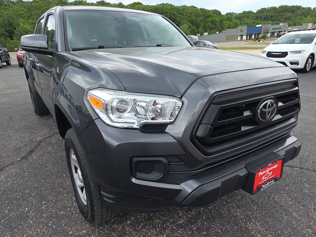 Used 2023 Toyota Tacoma SR AWD/4WD image 13