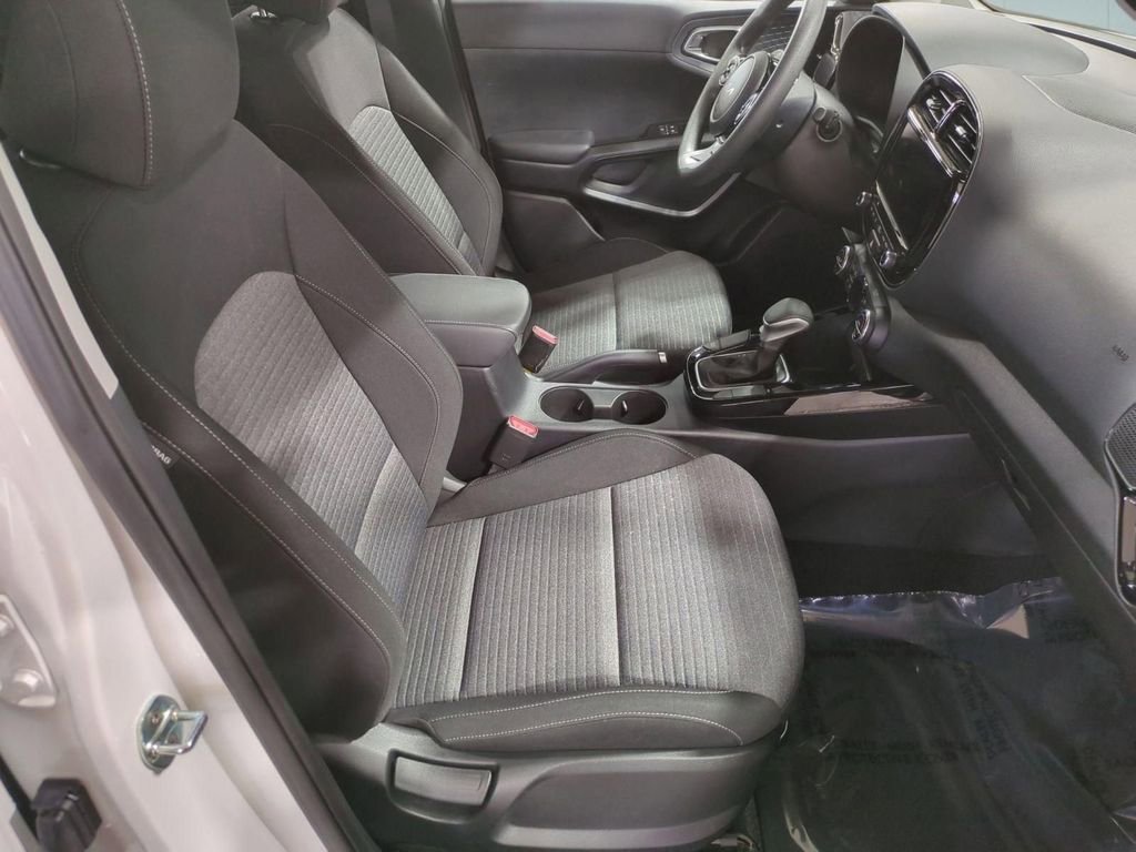 Used 2022 Kia Soul S image 31