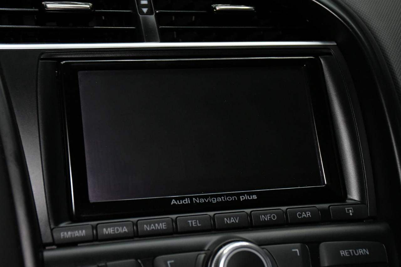 Used 2014 Audi R8 V8 w/ Convenience Package AWD/4WD image 49