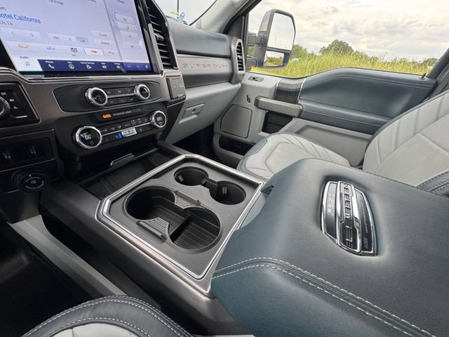 Used 2022 Ford F250 Limited AWD/4WD image 10