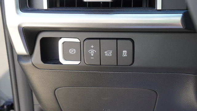 Used 2026 Hyundai Santa Fe SEL FWD image 22